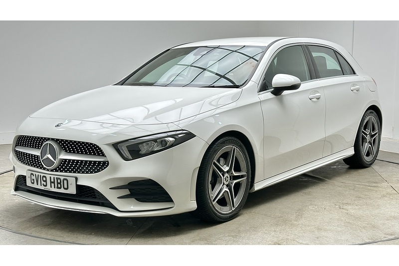 Mercedes-Benz A Class A180d AMG Line - U3814