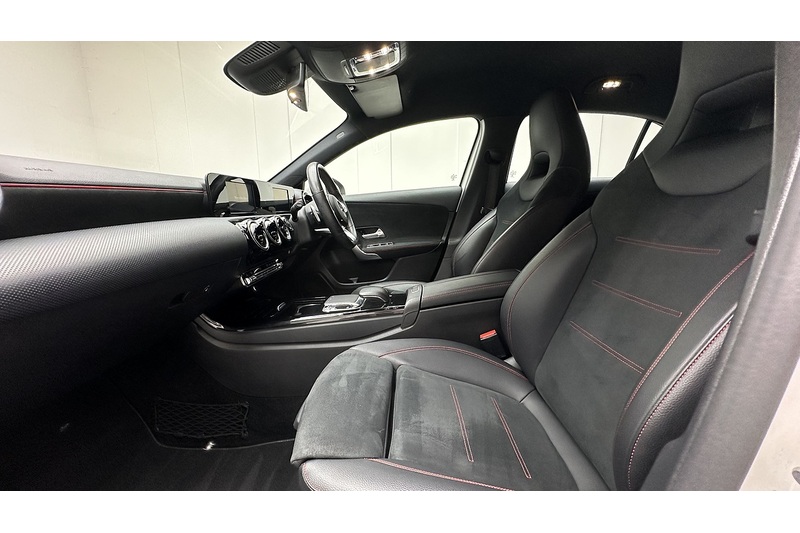 Mercedes-Benz A Class A180d AMG Line - U3814