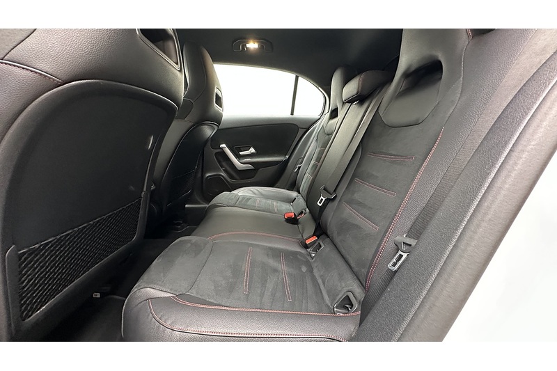Mercedes-Benz A Class A180d AMG Line - U3814