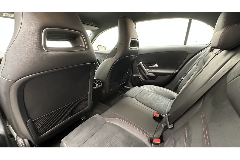 Mercedes-Benz A Class A180d AMG Line - U3814