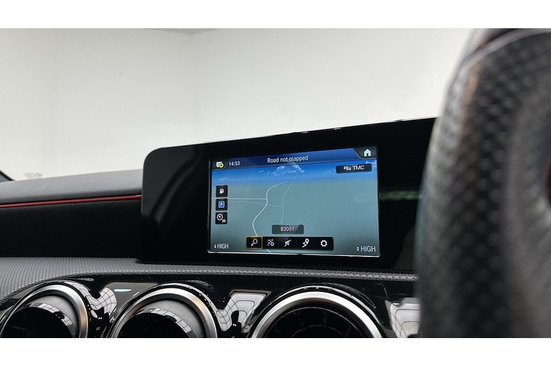 Mercedes-Benz A Class A180d AMG Line - U3814