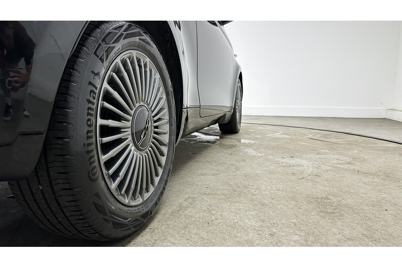 Fiat 500e Icon - U3818