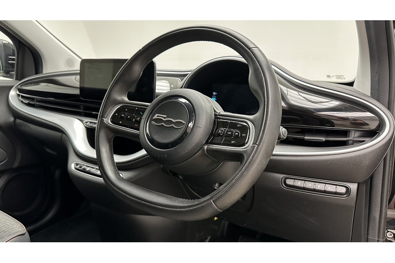 Fiat 500e Icon - U3818