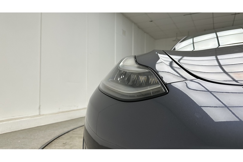 Tesla Model 3 Performance - U3826