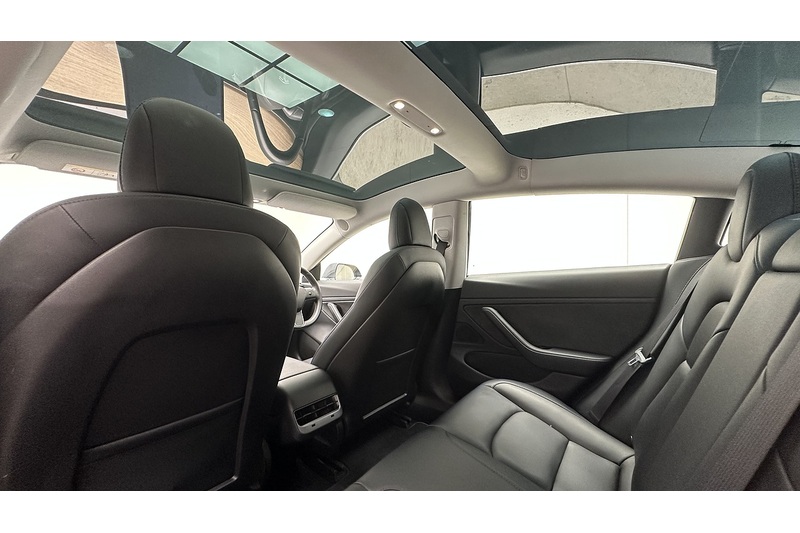 Tesla Model 3 Performance - U3826
