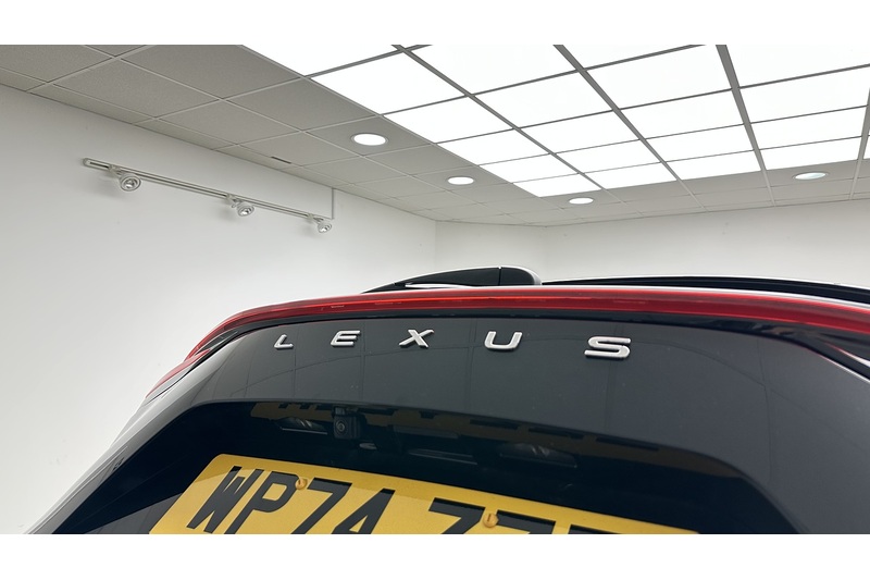 Lexus NX 450h+ Premium - U3828