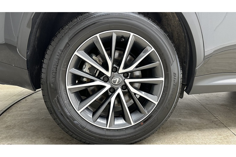 Lexus NX 450h+ Premium - U3828