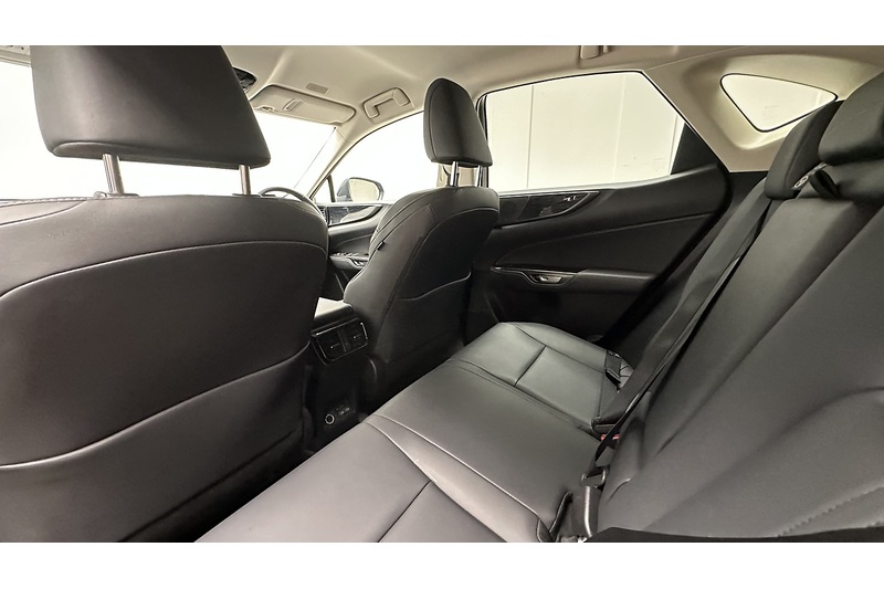 Lexus NX 450h+ Premium - U3828