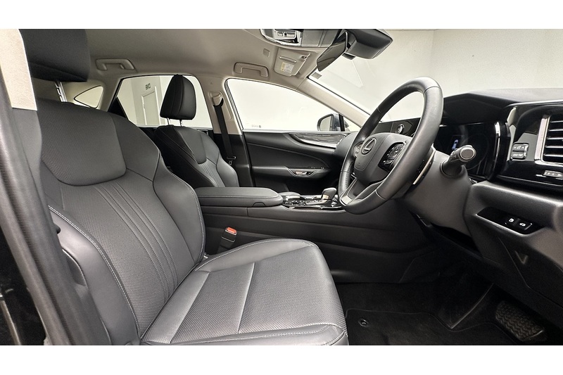 Lexus NX 450h+ Premium - U3828