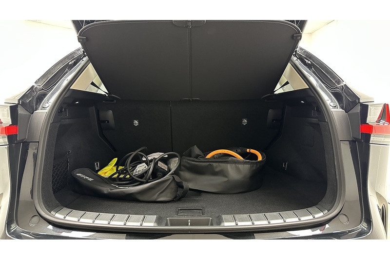 Lexus NX 450h+ Premium - U3828