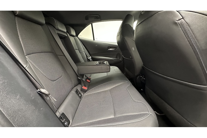 Toyota Corolla VVT-h Excel - U3829