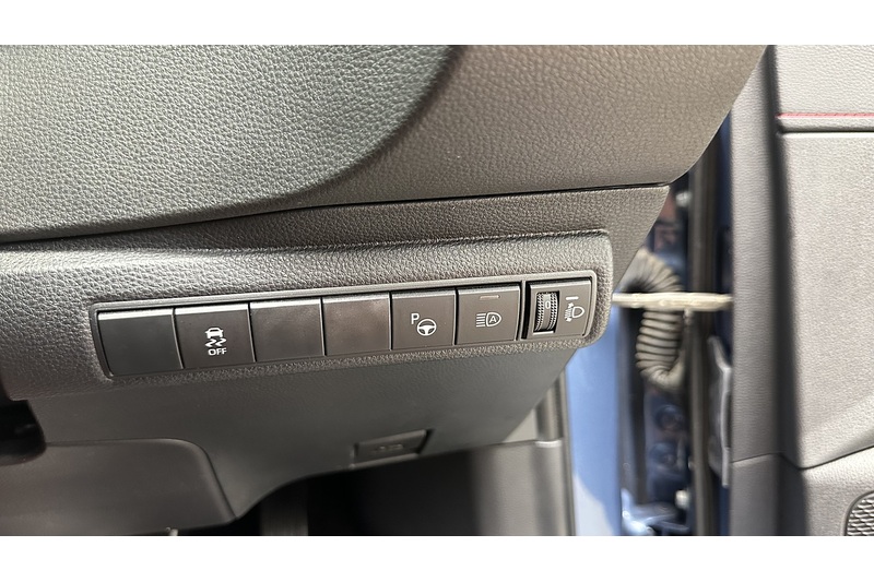 Toyota Corolla VVT-h Excel - U3829