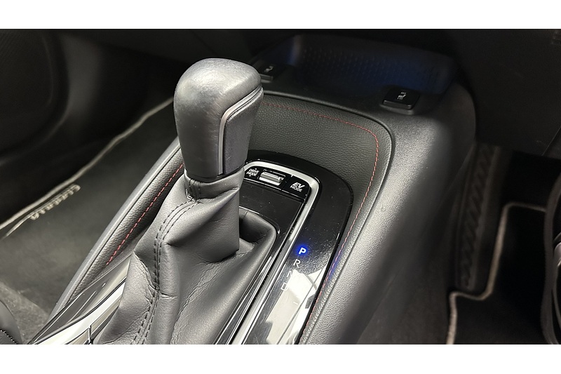 Toyota Corolla VVT-h Excel - U3829