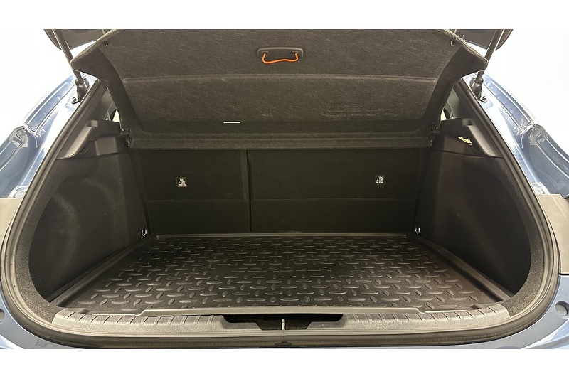 Toyota Corolla VVT-h Excel - U3829