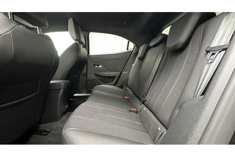 Vauxhall Mokka Electric SRi Nav Premium - U3831