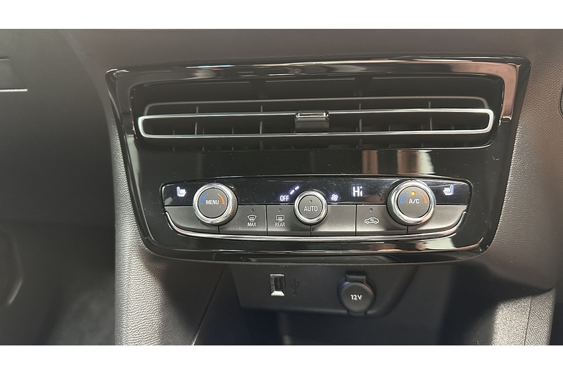 Vauxhall Mokka Electric SRi Nav Premium - U3831