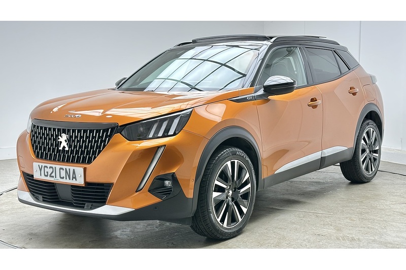 Peugeot 2008 PureTech GT Premium - U3832