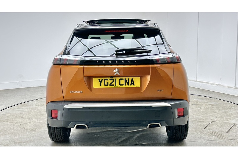 Peugeot 2008 PureTech GT Premium - U3832