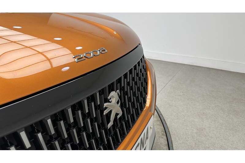 Peugeot 2008 PureTech GT Premium - U3832