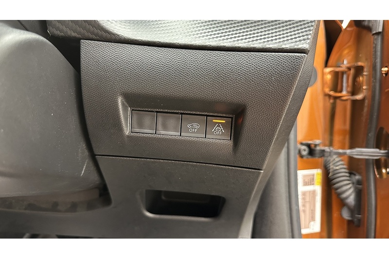 Peugeot 2008 PureTech GT Premium - U3832