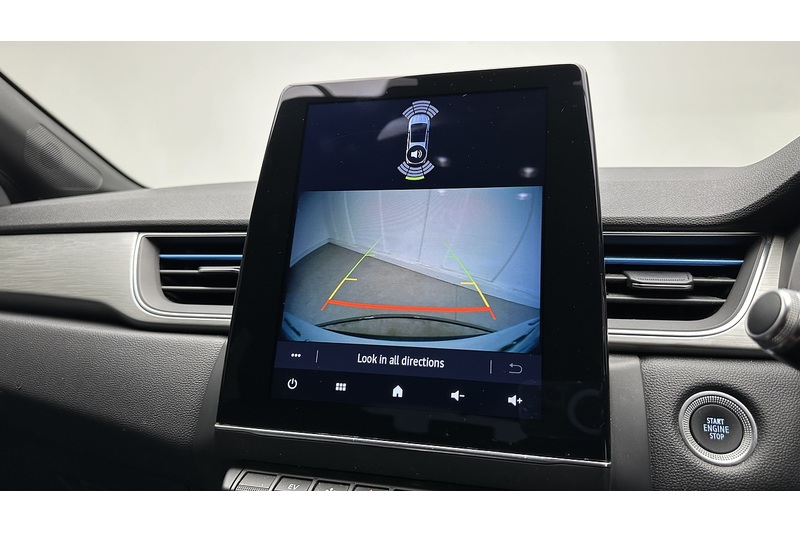 Renault Captur E-TECH Launch Edition - U3835