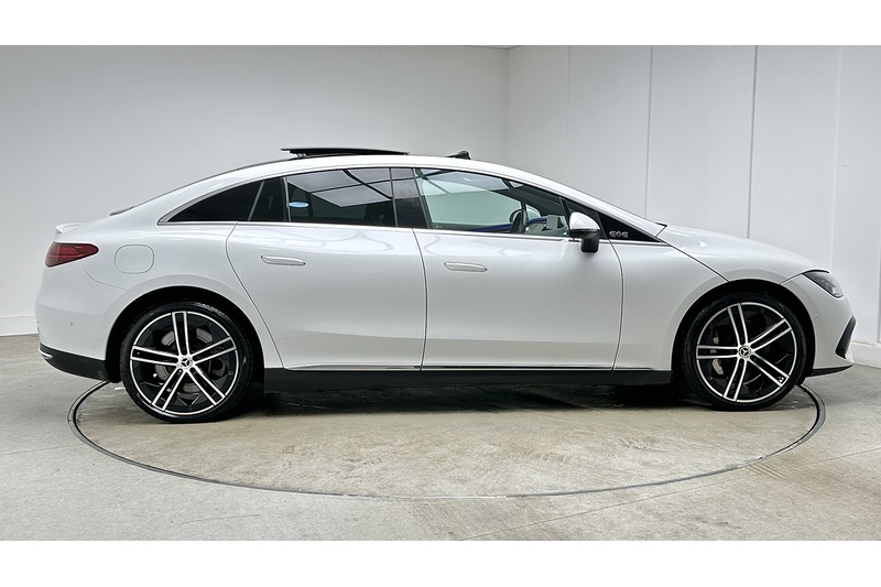 Mercedes-Benz EQE EQE 300 Exclusive Luxury - U3845