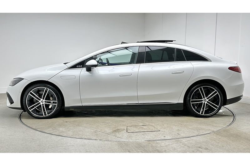 Mercedes-Benz EQE EQE 300 Exclusive Luxury - U3845