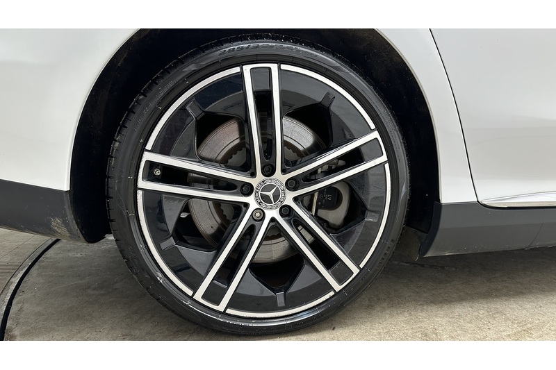 Mercedes-Benz EQE EQE 300 Exclusive Luxury - U3845