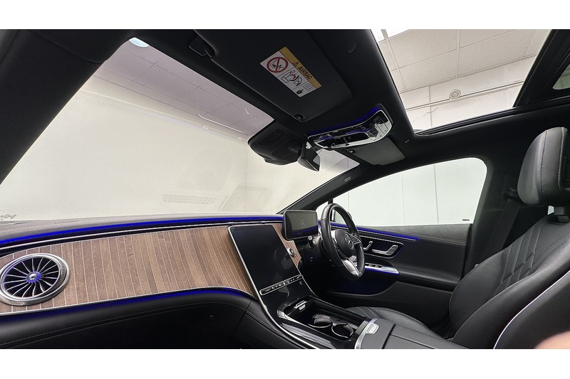 Mercedes-Benz EQE EQE 300 Exclusive Luxury - U3845