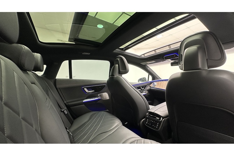Mercedes-Benz EQE EQE 300 Exclusive Luxury - U3845