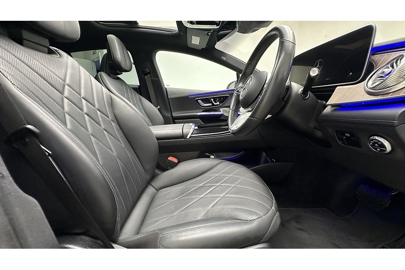 Mercedes-Benz EQE EQE 300 Exclusive Luxury - U3845