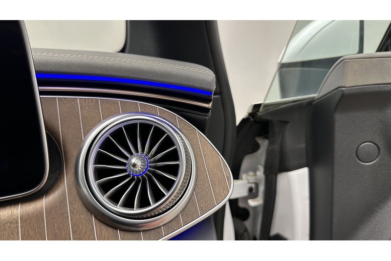Mercedes-Benz EQE EQE 300 Exclusive Luxury - U3845