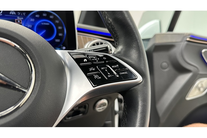 Mercedes-Benz EQE EQE 300 Exclusive Luxury - U3845