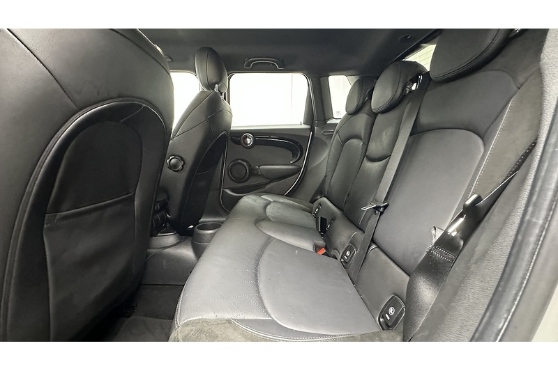 MINI Hatch Cooper Sport - U3851