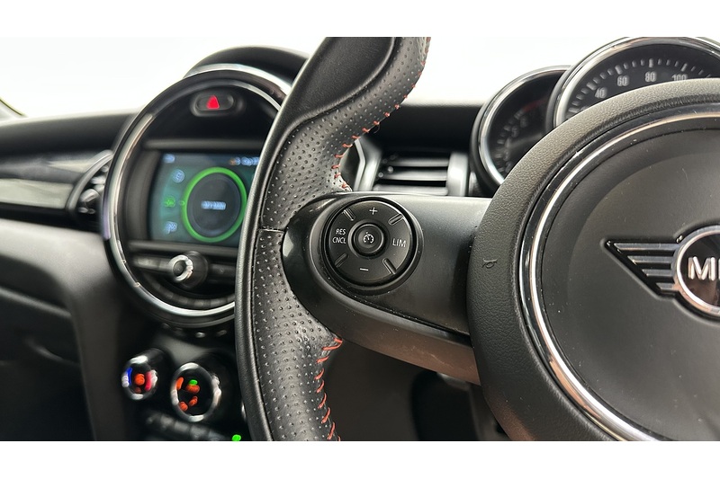 MINI Hatch Cooper Sport - U3851