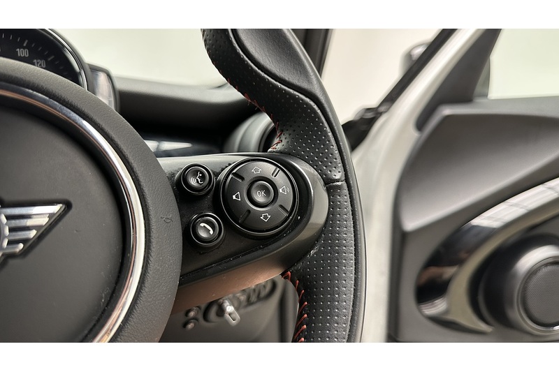 MINI Hatch Cooper Sport - U3851