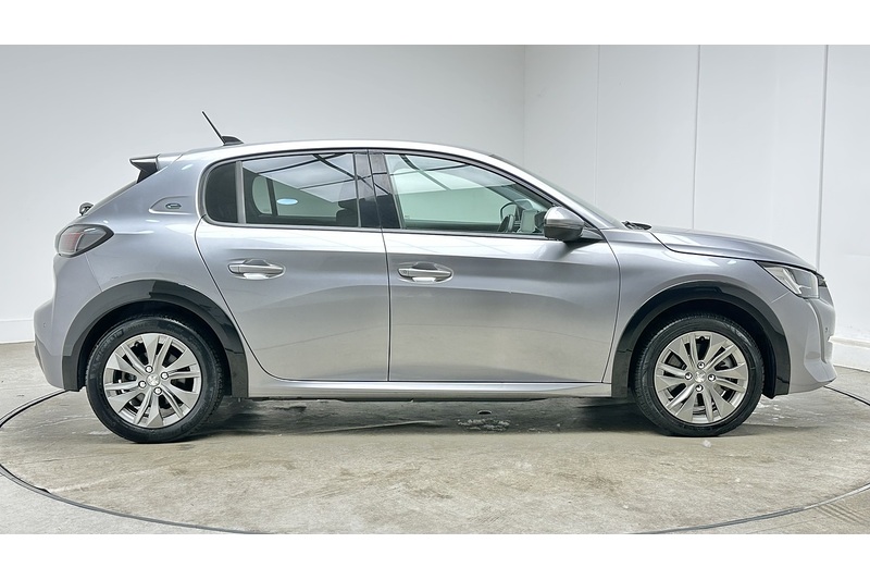 Peugeot E-208 Allure - U3852