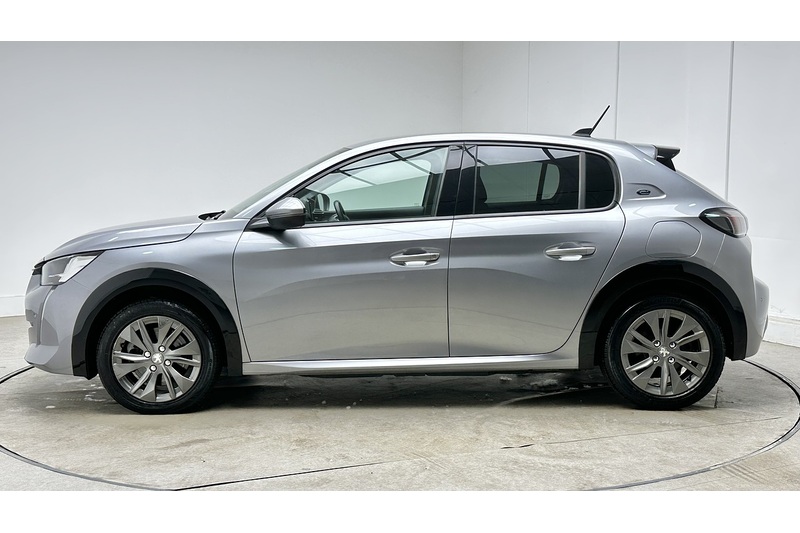 Peugeot E-208 Allure - U3852