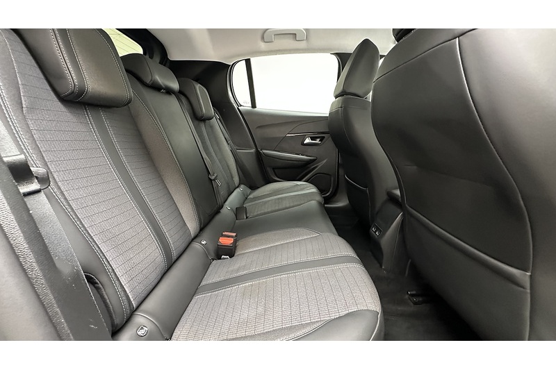 Peugeot E-208 Allure - U3852