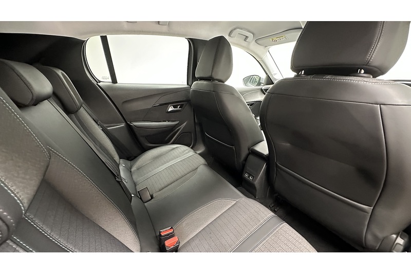 Peugeot E-208 Allure - U3852