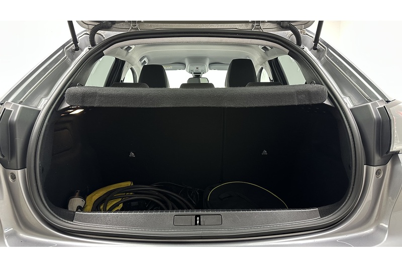 Peugeot E-208 Allure - U3852