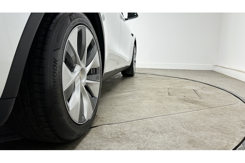 Tesla Model Y  - U3862