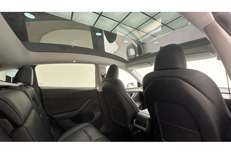 Tesla Model Y  - U3862