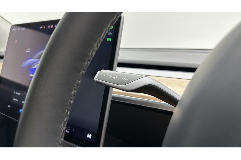 Tesla Model Y  - U3862