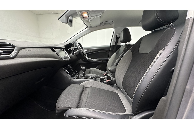 Vauxhall Grandland X Turbo Sport Nav - U3867