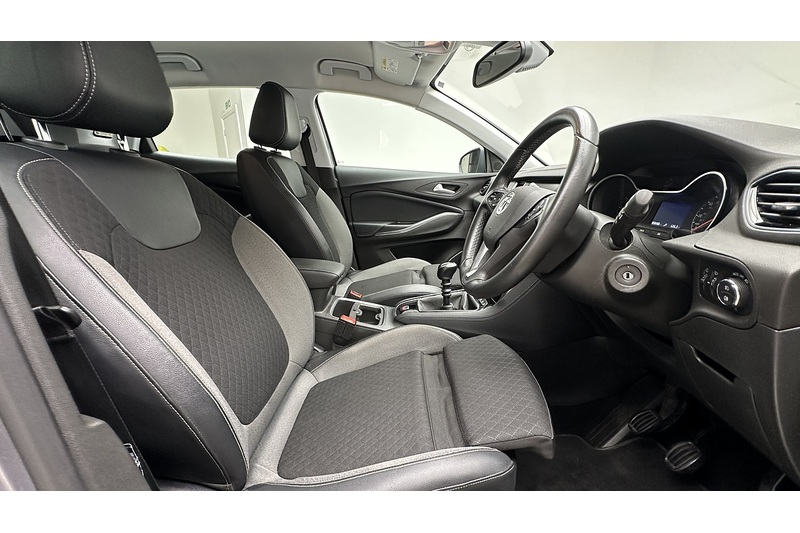 Vauxhall Grandland X Turbo Sport Nav - U3867