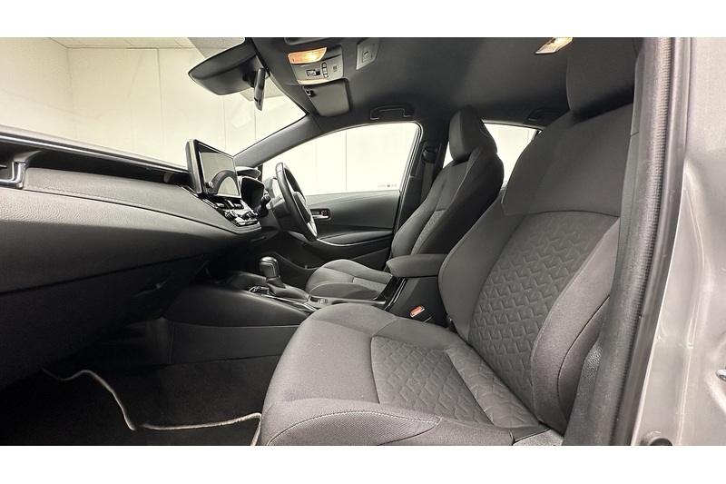 Toyota Corolla VVT-h Icon Tech - U3868