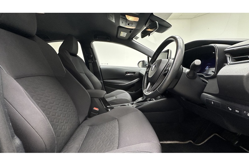 Toyota Corolla VVT-h Icon Tech - U3868
