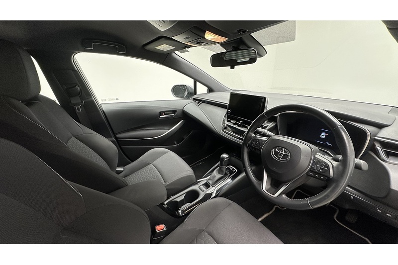 Toyota Corolla VVT-h Icon Tech - U3868