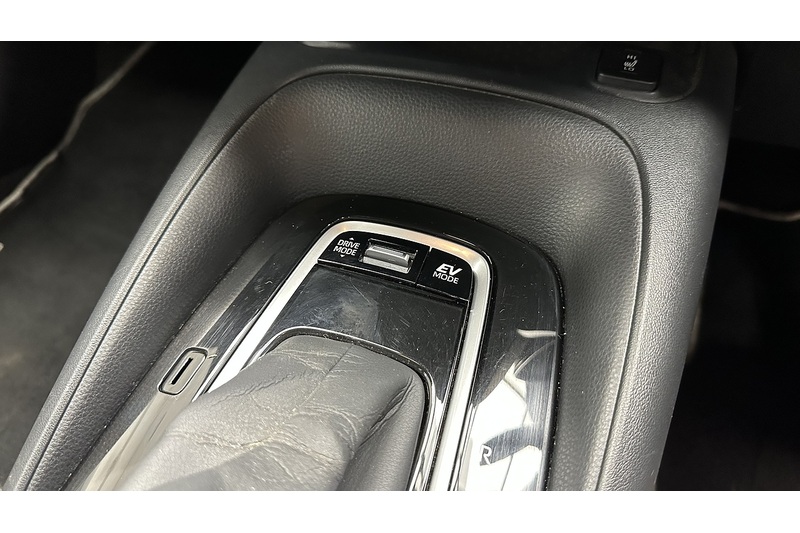 Toyota Corolla VVT-h Icon Tech - U3868